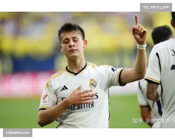 比利亚雷亚尔前锋索尔洛特上演大四喜，赛后评分获满分10分